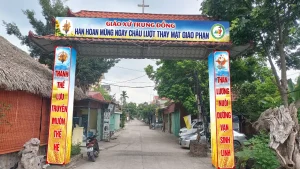 Giuseart.com-Thiet-ke-cong-chao-Giao-xu-Trung-Dong-1 (1)